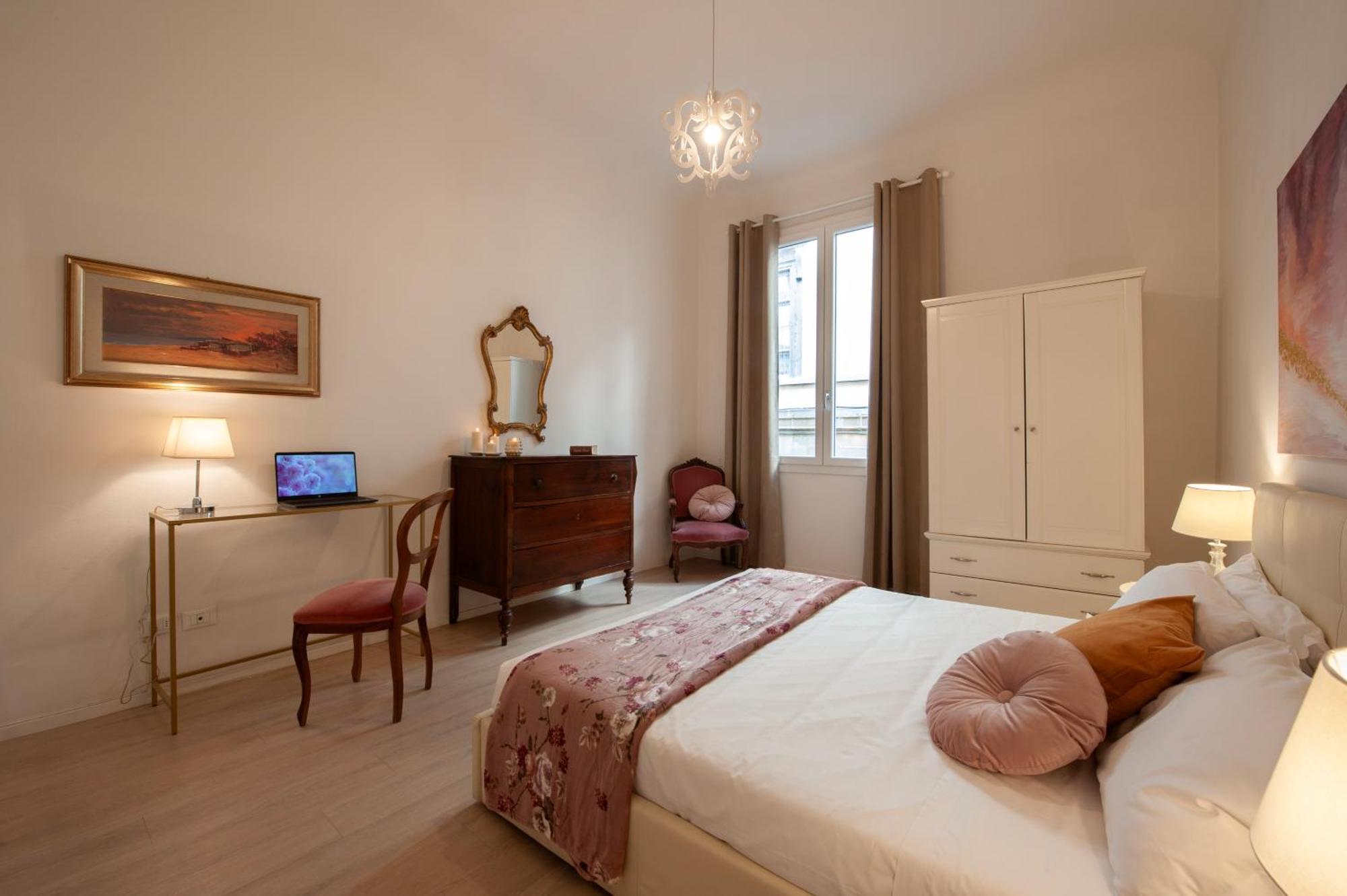 Bargello - Flo Apartments Firenze Bagian luar foto
