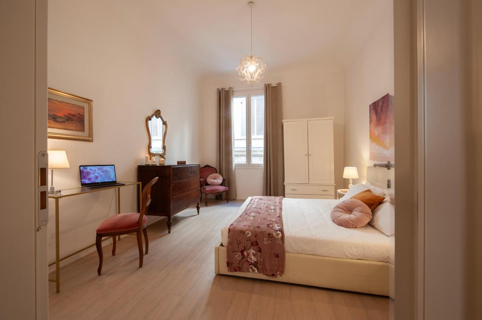 Bargello - Flo Apartments Firenze Bagian luar foto